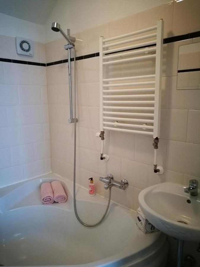 En Suite Haga Exterior foto